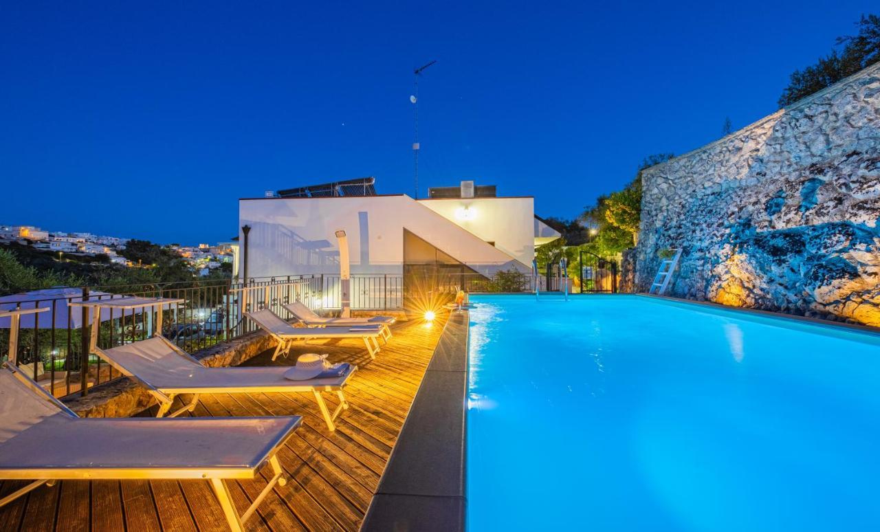 Villa Vanessa Con Piscina Privata - Castro Castro  Exterior foto